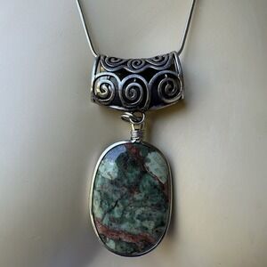 Pendant Necklace 19 Inch Natural Boulder‎ Chrysoprase Silver Tone Metal Slide